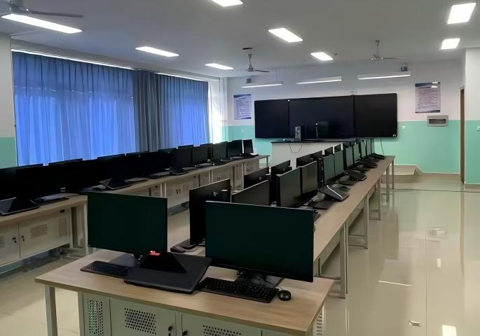 1778814135964710.jpg 大数据.jpg
